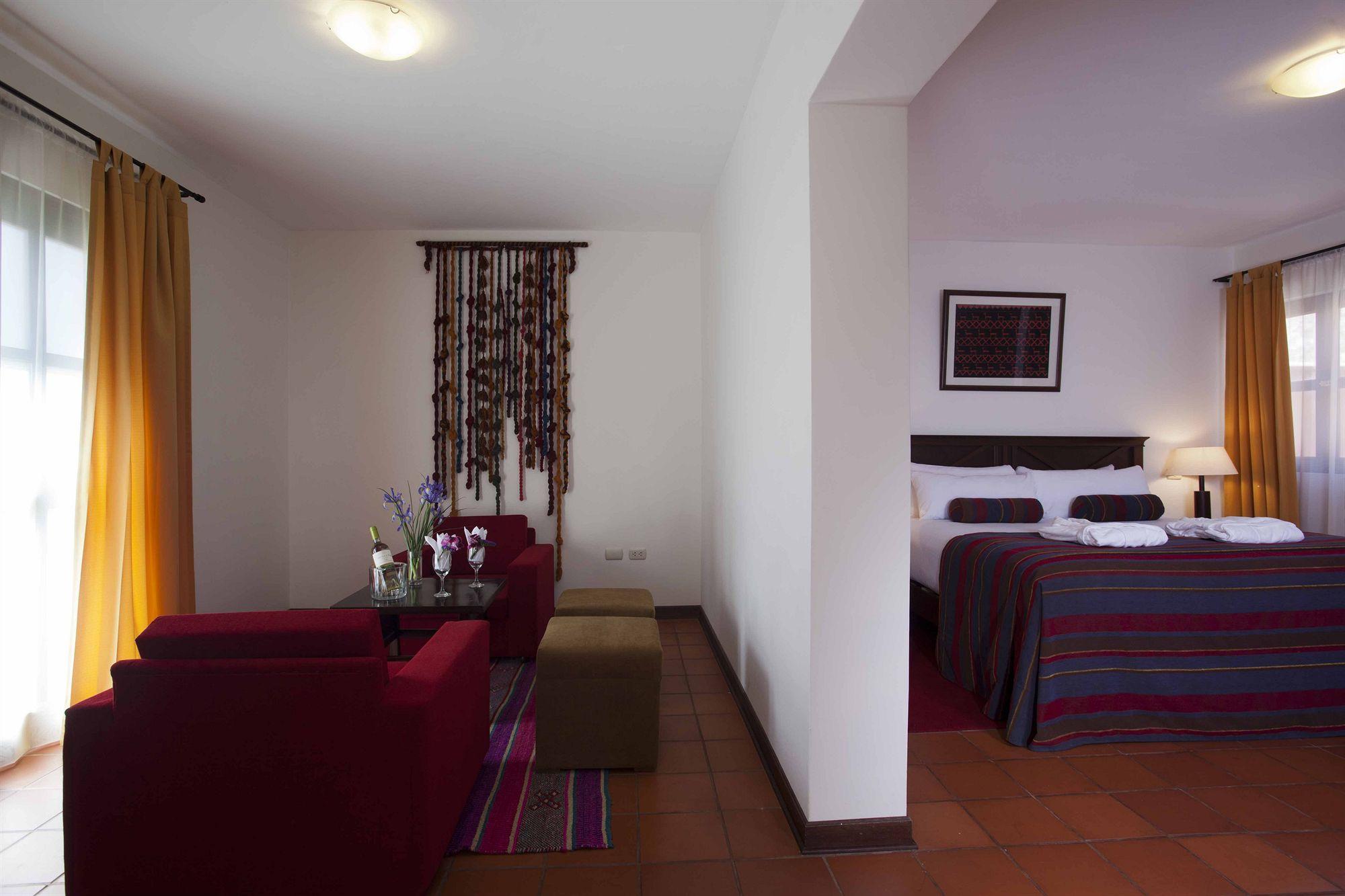 Hotel San Agustin Urubamba Exteriör bild